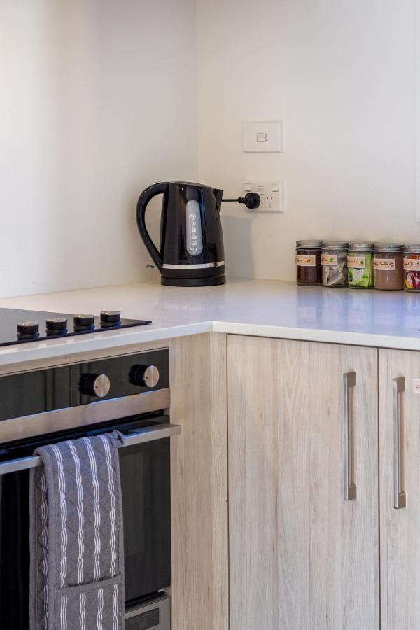 Modern Townhouse Cashel Street 2 Bed 2 Bath Apartment Christchurch Exterior foto